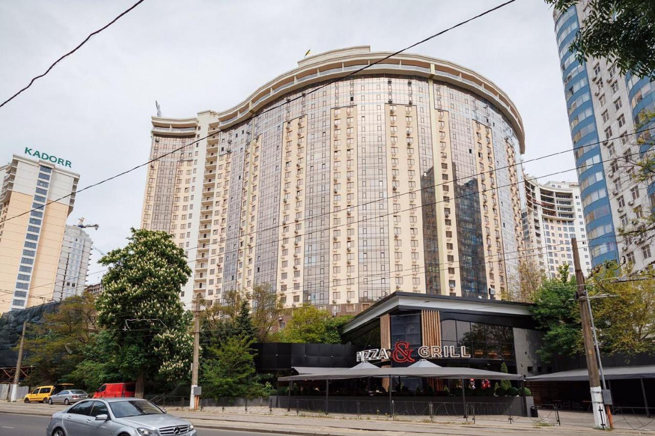 Grey Apartment In 14 Floor Одесса Экстерьер фото